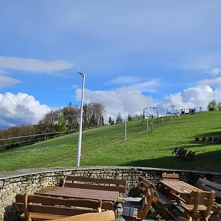 Alojamento de Acomodação e Pequeno-almoço Zagroda Lepiarzówka 3*