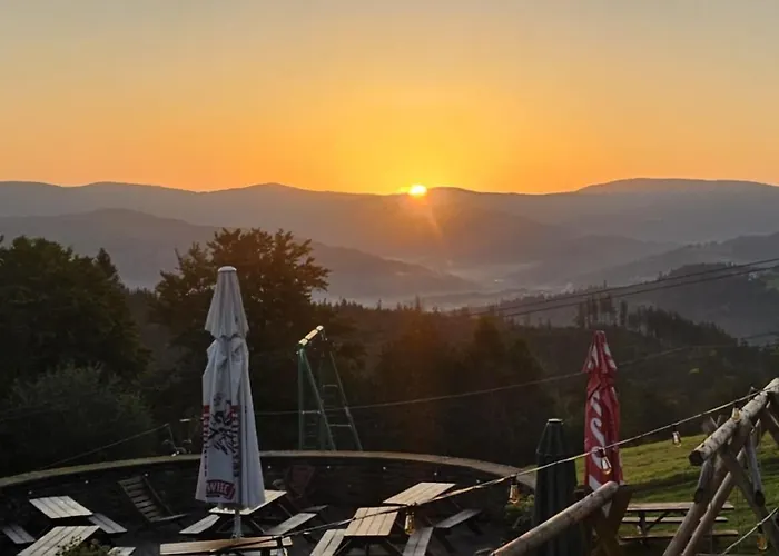 Zagroda Lepiarzowka I Bed & Breakfast