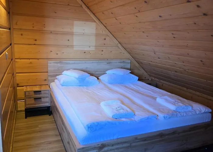 Zagroda Lepiarzowka I 3*